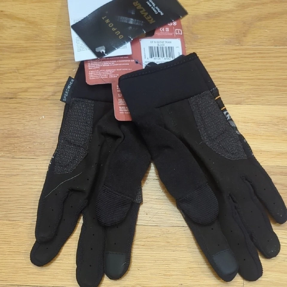 Reebok Black and Orange CrossFit Gloves - Image 4 of 4