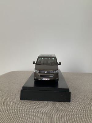Modèle Réduit Volkswagen T5.2 Multivan 1/43 - Minichamps, Couleur Brun, Boîte Non Ouverte