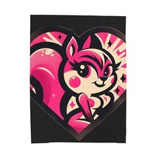 Velveteen Plush Blanket Home Decor Mischievous Squirrel Super Cute Heart Logo