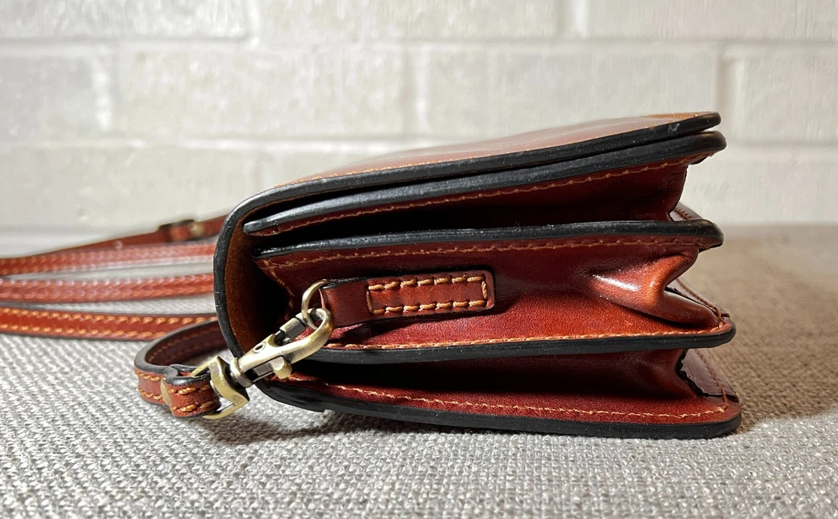 NWOT New Gianni Conti Leather Crossbody Bag Brown 3 Inner Compartments Outer Zip