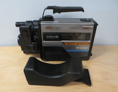 Vintage Sharp VC-C10 Camcorder with Orignal Carry case
