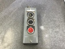 Allen-Bradley CAT NO.800 Ser: L Three Push Button Control