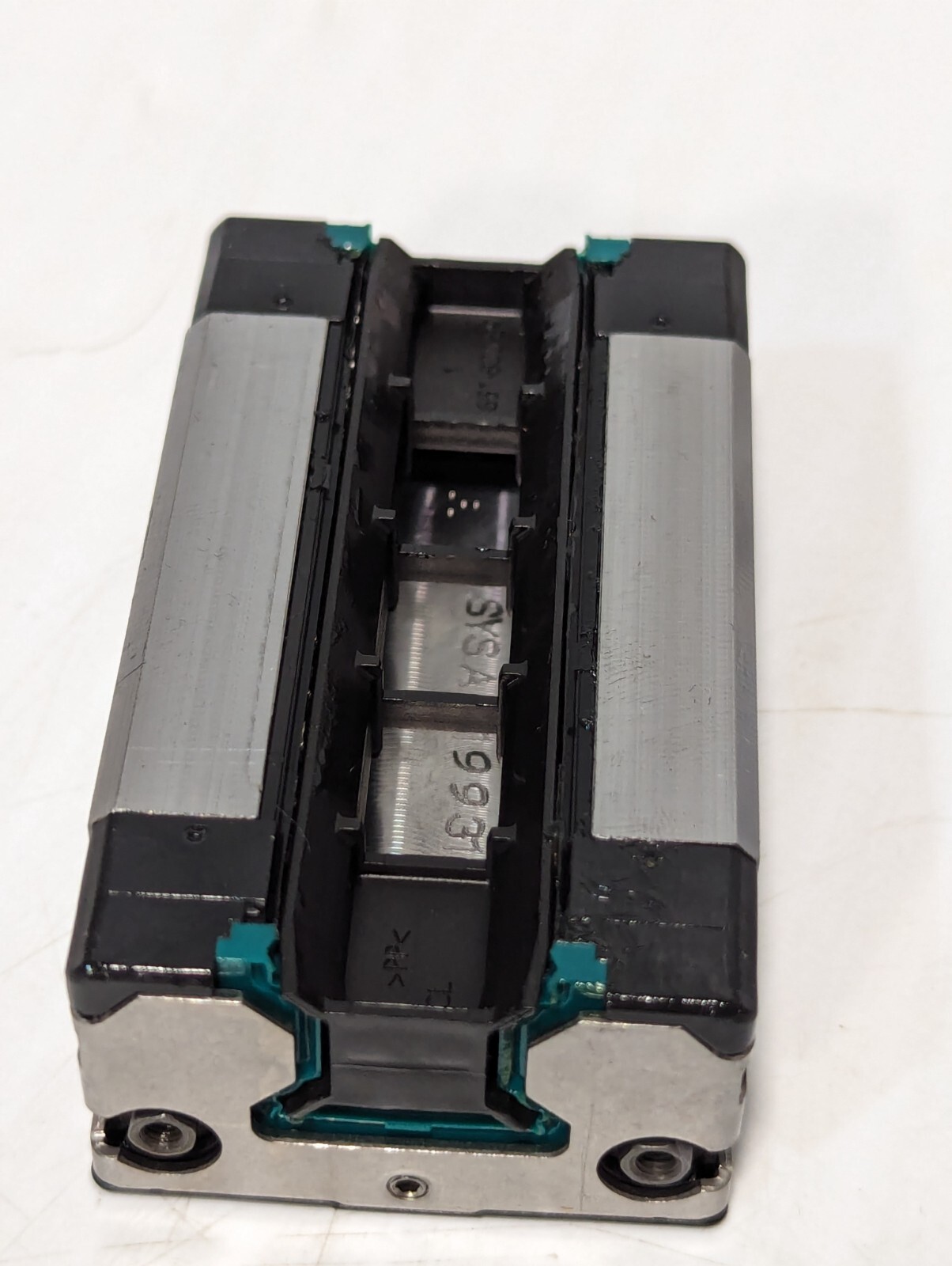 Rexroth Bosch R16228942Y Linear Rail Bearing Runner Block
