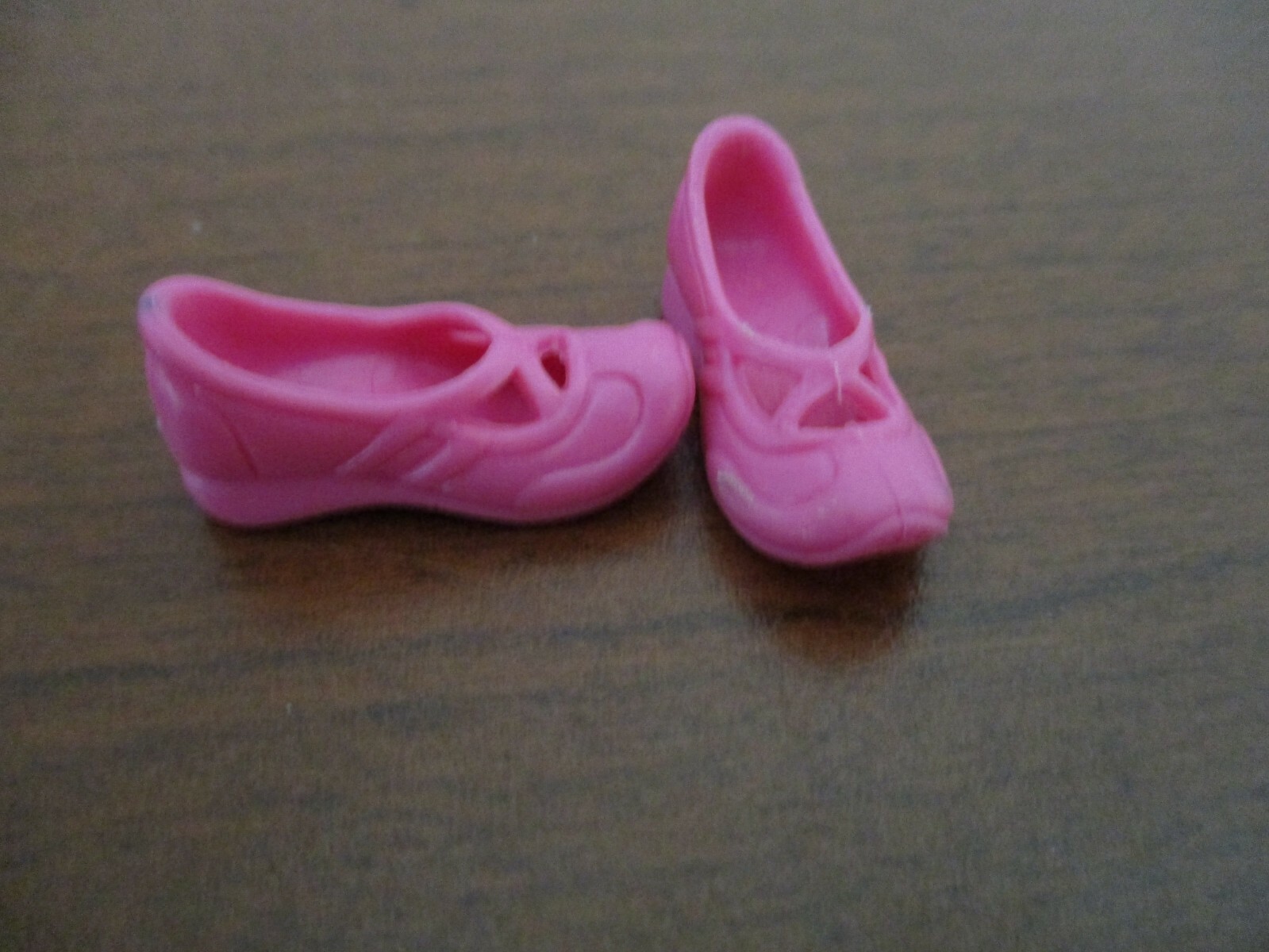 BARBIE~Scarpe casual simili a Sketcher rosa~Lotto 19