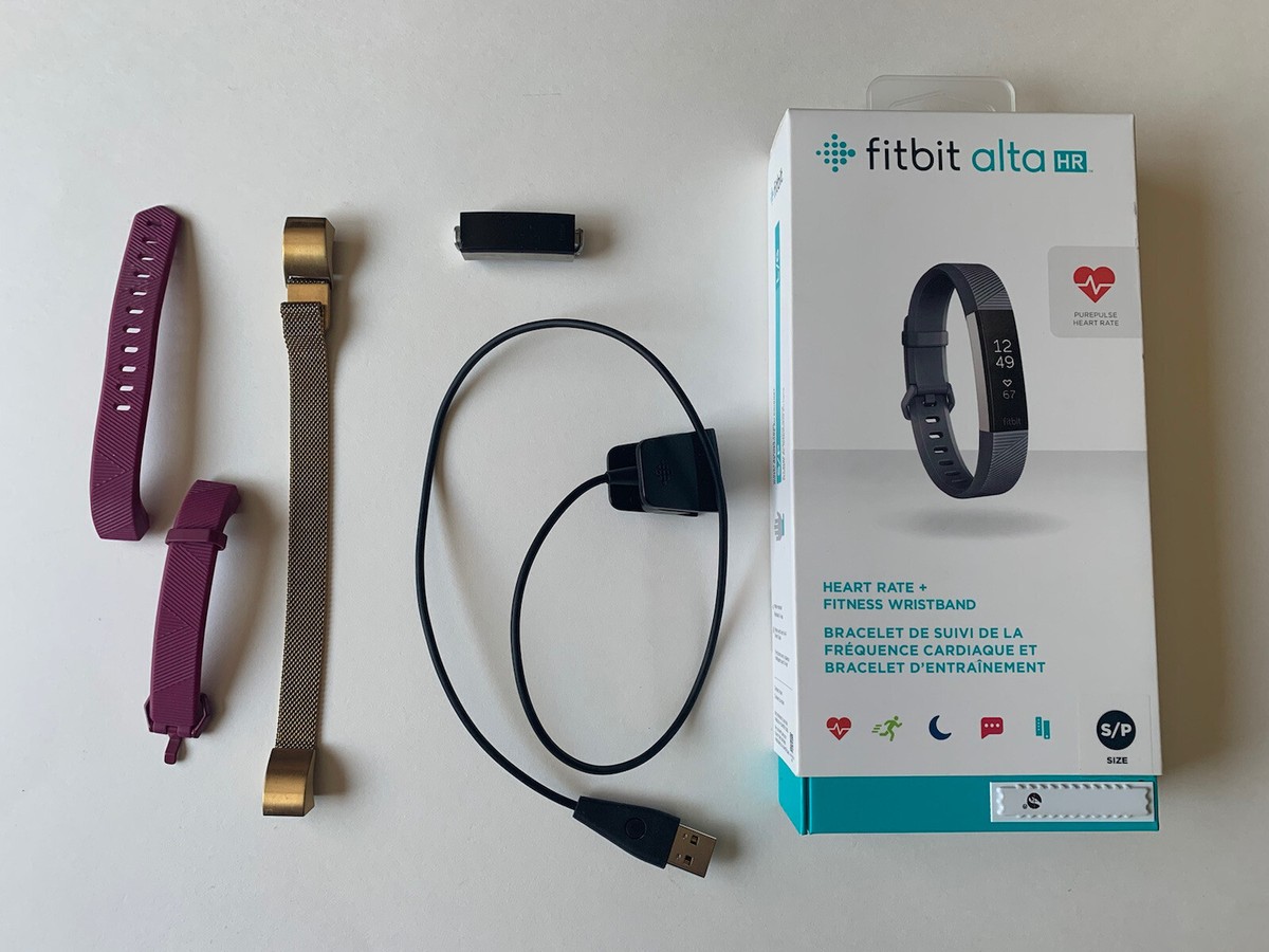 Fitbit Alta HR Activity Tracker (Small) *FOR PARTS NOT WORKING* +
