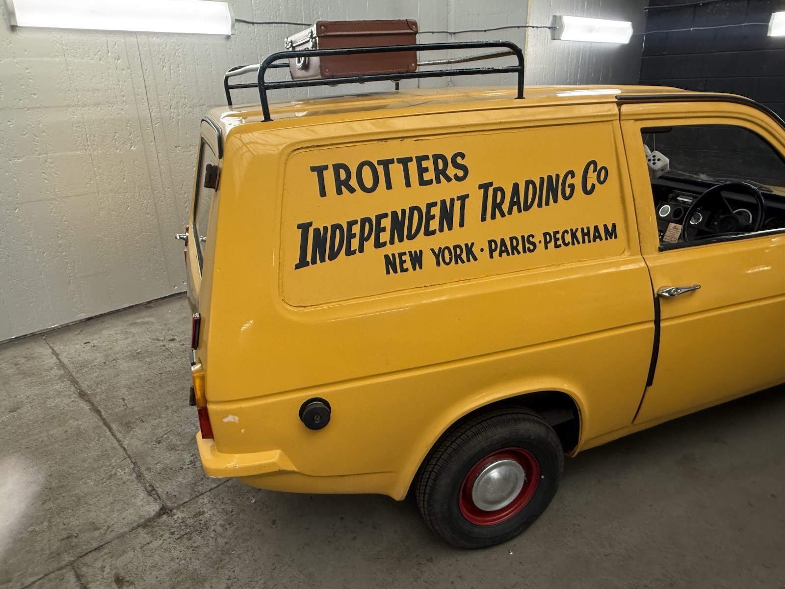 1976 Reliant Robin Trotter Van Classic
