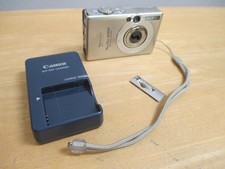 *Broken* Canon Power Shot SD600 Digital Elph *For Parts or Repair*