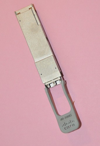 Cisco QSFP-40/100-SRBD 100G/40G SR BiDi Transceiver w/ Holo 10-3317-01 - Picture 3 of 3