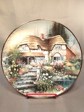 Porcelain Plate "Country Retreat" (8) 8"(21cm) by Lilliput Lane, Limited Edition