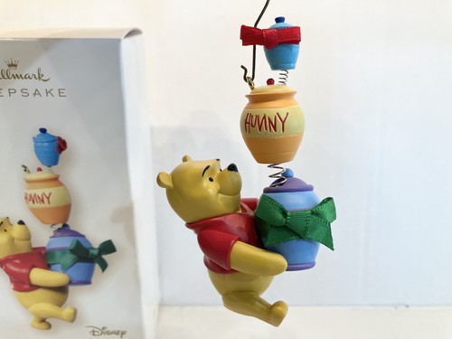 Hallmark Ornament Winnie the Pooh Sweet Christmas Smackerels WTP Collection 2007 - Picture 2 of 6