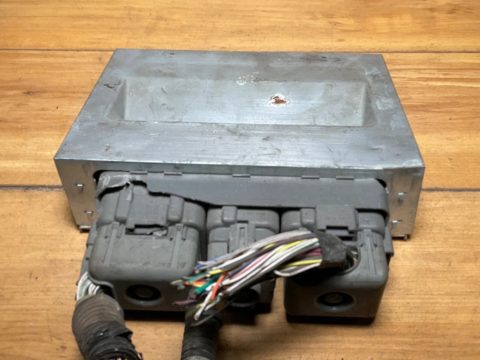 Lincoln LS 2004 módulo de computadora de motor de 3,9 L ECM ECU 4W4A-12A650-ZA Foto 2 de 4