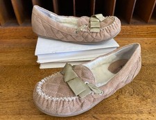 Isaac Mizrahi Moscow Natural Quilted Suede Fur Moccasin Slipper NEW