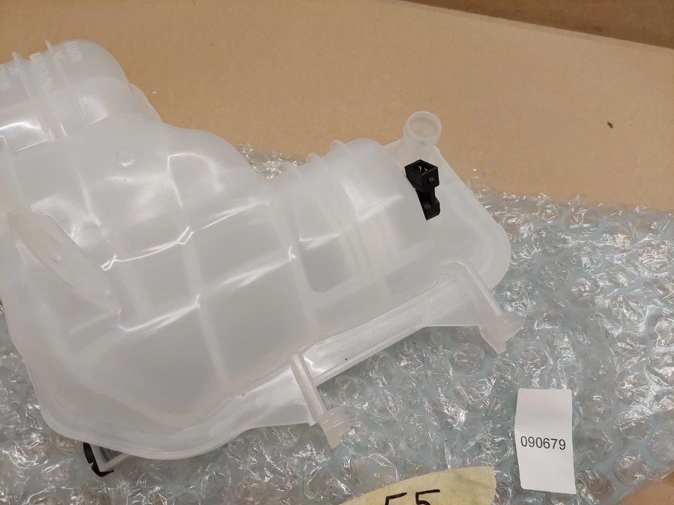 Range Rover Sport L494 Coolant Overflow Expansion Tank CPLA8A080AB 13-18 Genuine - Image 4 of 4