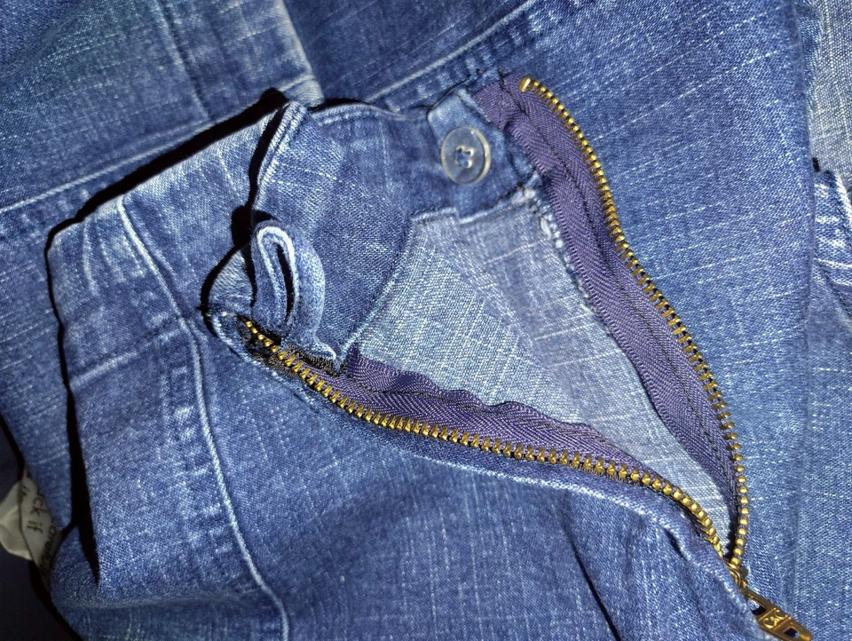 Falda vaquera con volantes G.U.C Willi Smith Foto 3 de 4