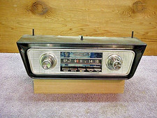 1961 1962 Corvair Nova Pb Am Radio Whousing - Looks New - Model 988468 1961 1962 Corvair Nova Pb Am Radio Whousing - Looks New - Model 988468