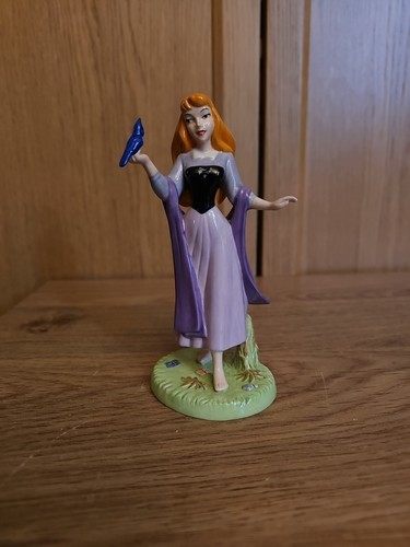 Disney Showcase ROYAL DOULTON SLEEPING BEAUTY BRIAR ROSE SINGING