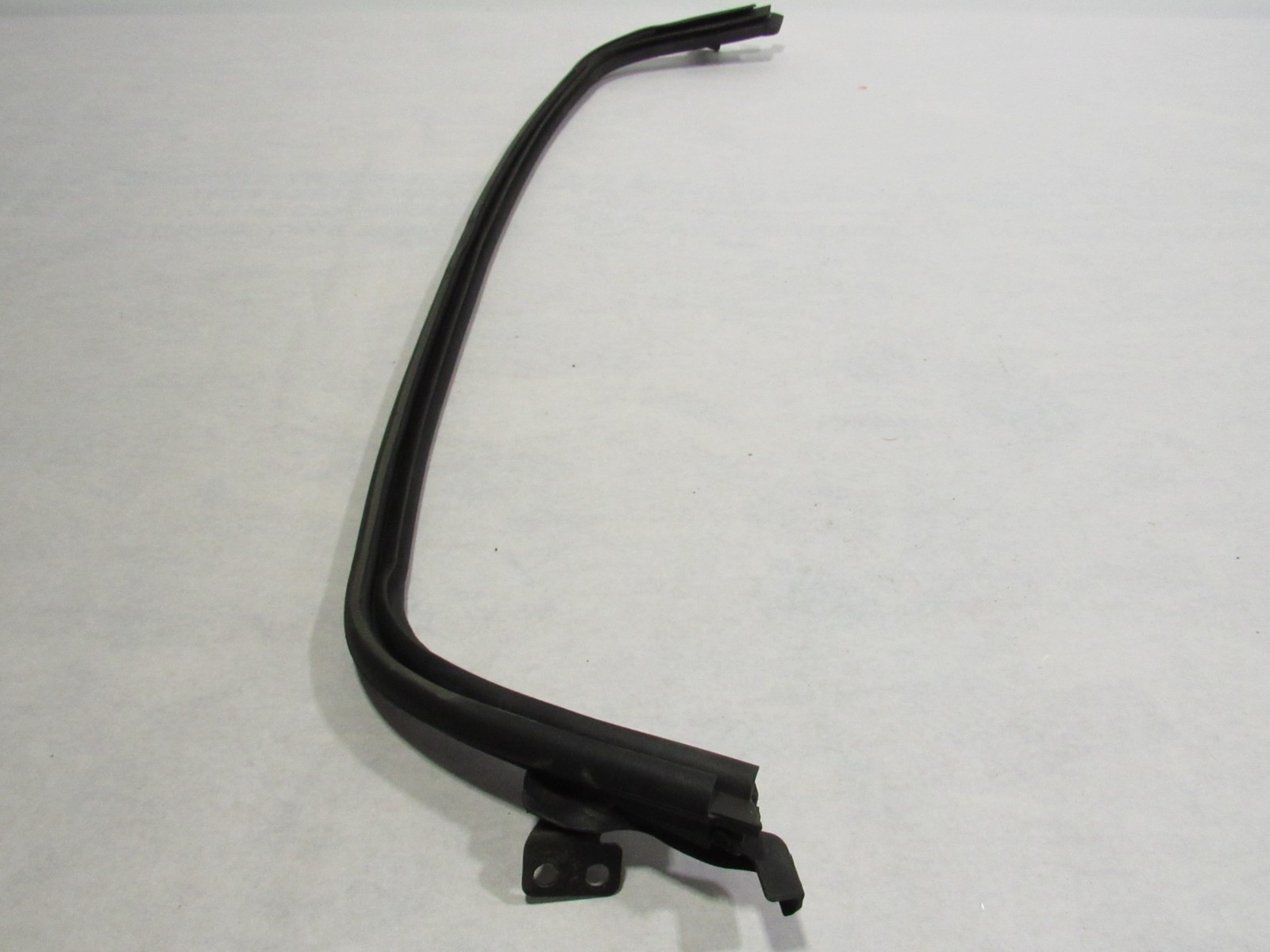 Ferrari 488 Spider 2017 Rear Internal Window Glass Seal Weather Strip 15-19 |@2