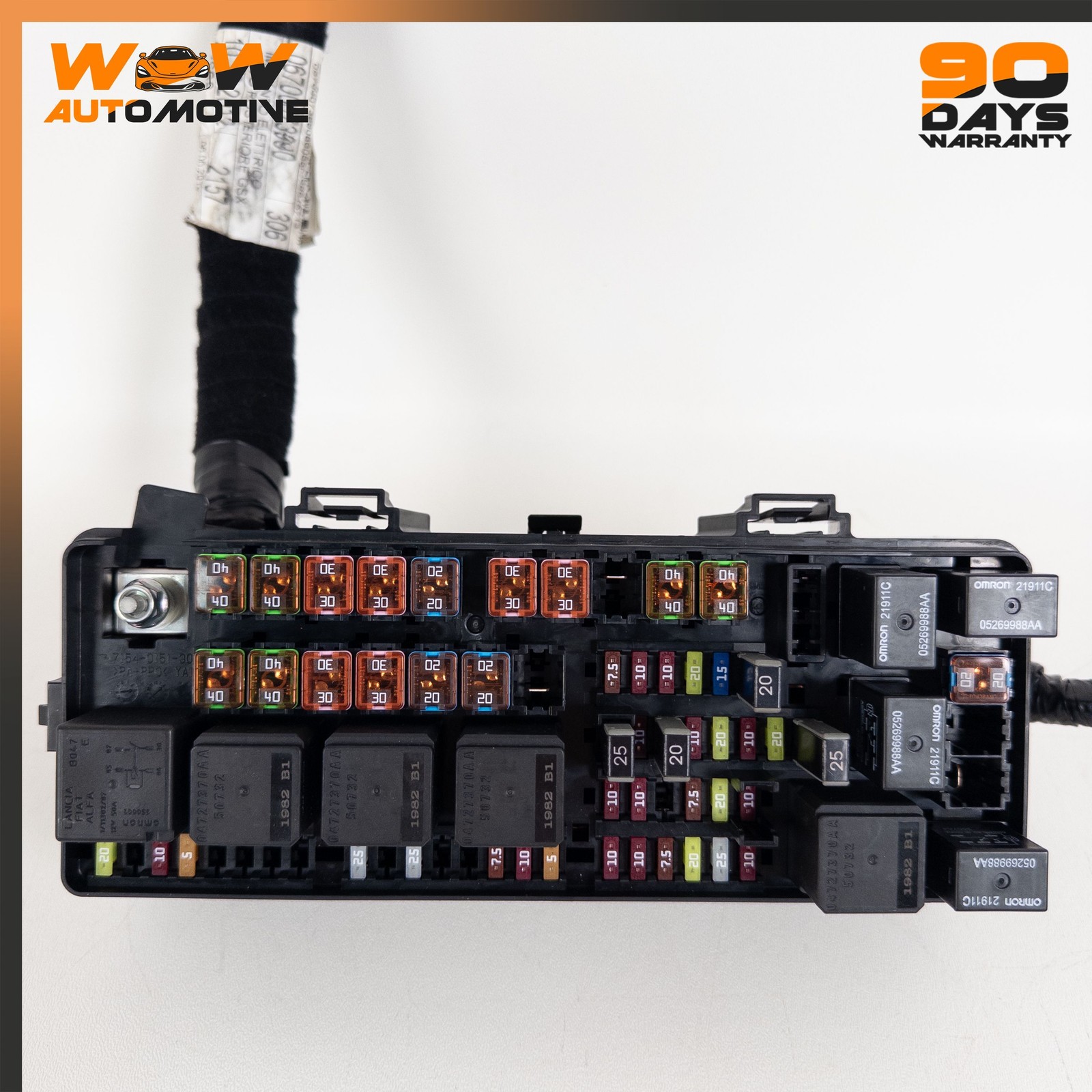 13-19 MASERATI QUATTROPORTE GTS GHIBLI REAR FUSE RELAY BOX JUNCTION TERMINAL OEM