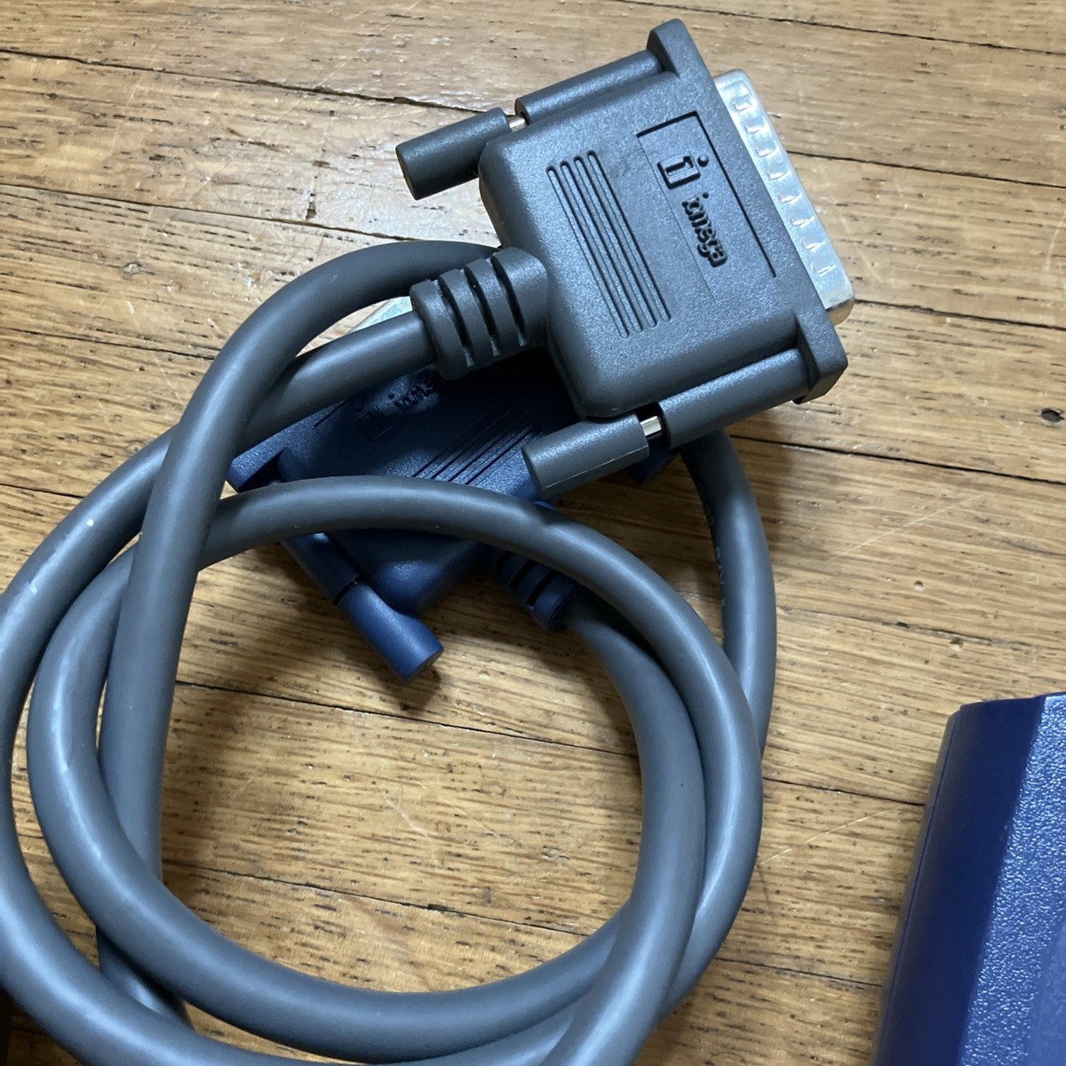 Iomega ZIP 250 Z250P External Drive + OEM Parallel Port Cable