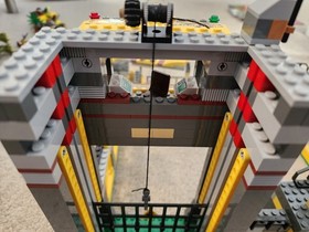 Lego Dino Sets Lot: Dino Defense HQ (5887) and Ambush Attack (5882) 99% Complete