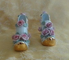 Pair of Vintage Porcelain "Nippon Yoko Boeki Co." High Heel Shoes W Pink Roses