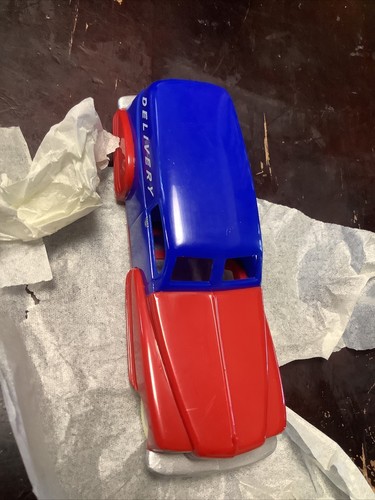 New Sedan Delivery Deluxe Plastic - Picture 6 of 12