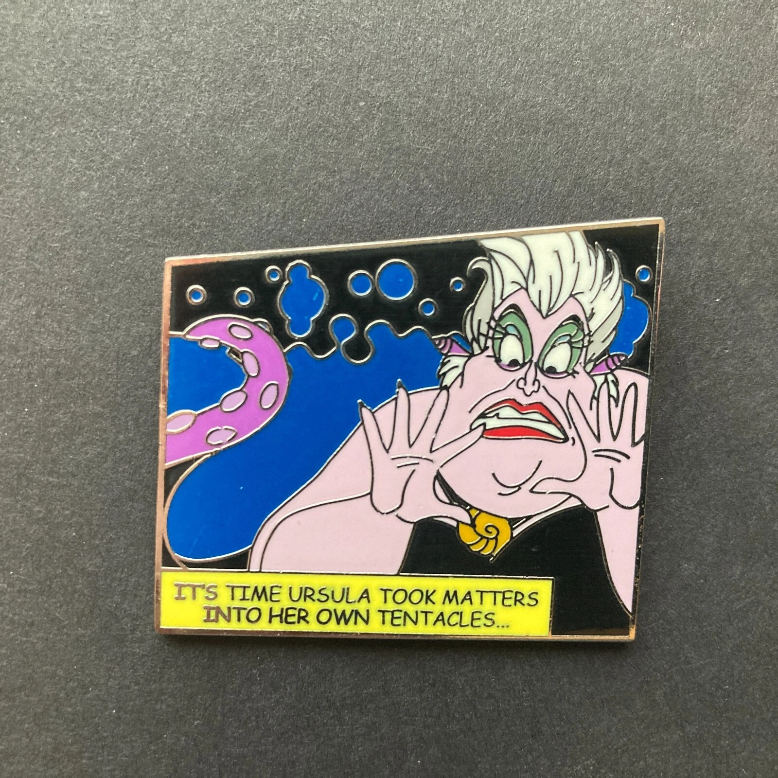 Ursula - The Little Mermaid - Villains comic book mystery pin Disney Pin 87522
