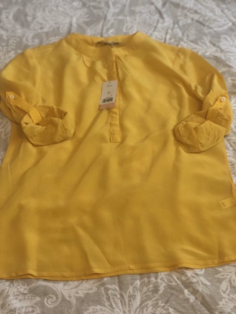 banana republic yellow blouse