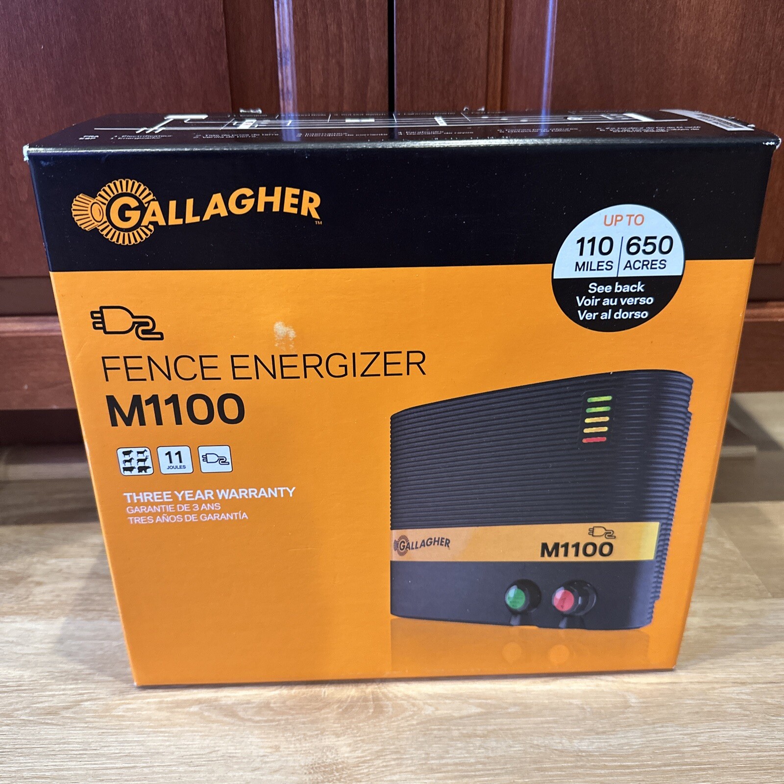 Gallagher M1100 110Mile Fence Energizer G324504 Black BRAND NEW