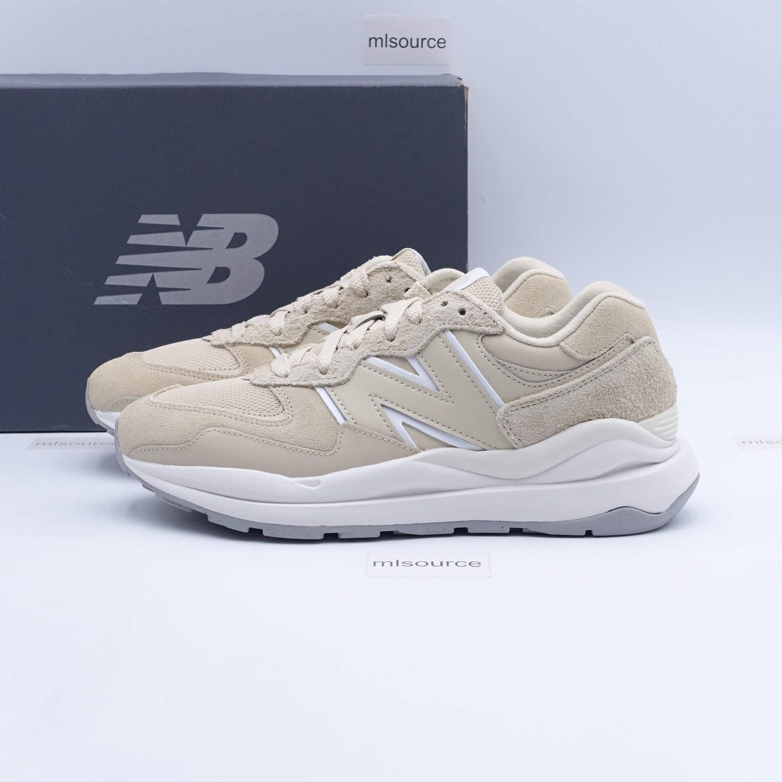 Size 10 Women’s New Balance 57/40 Sneakers W5740STD Sandstone/White Size 10 Women’s New Balance 57/40 Sneakers W5740STD Sandstone/White