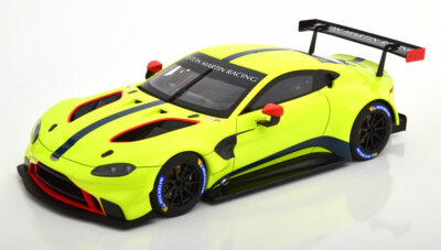 Aston Martin Vantage GTE Le Mans Pro Presentation 2018 Autoart 81807 1:18