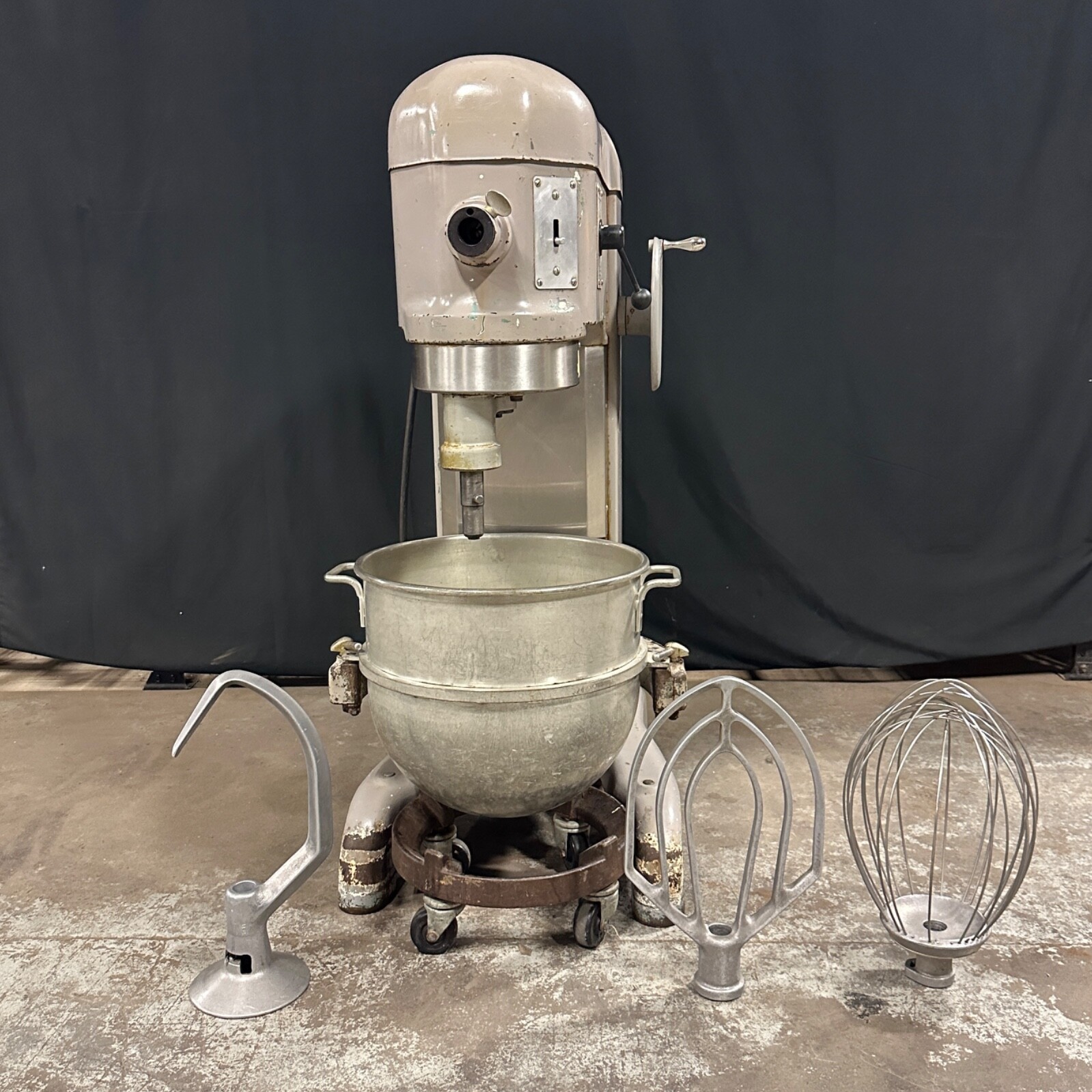 Hobart H600 60QT Mixer Single Phase OEM Bowl Paddle Dough