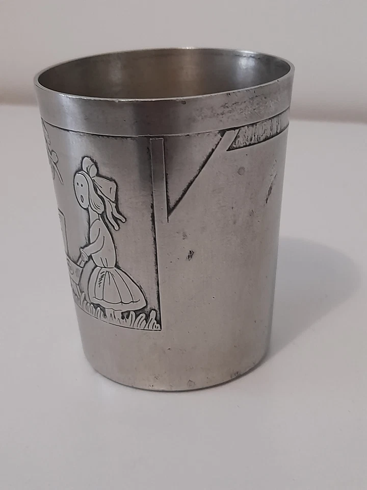 ancienne timbale en métal argenté la bretonne poussant un landeau poinçons - Photo 3/4