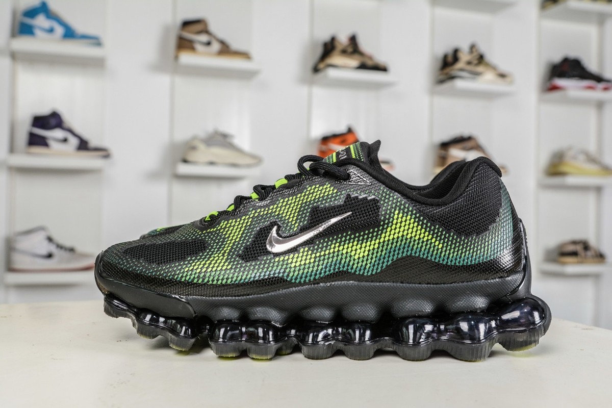 N K Air Liquid Max Black Green Apple Poison Dart Frog  IQ7634-001 Men's 4-12 — product photo 1 of 10