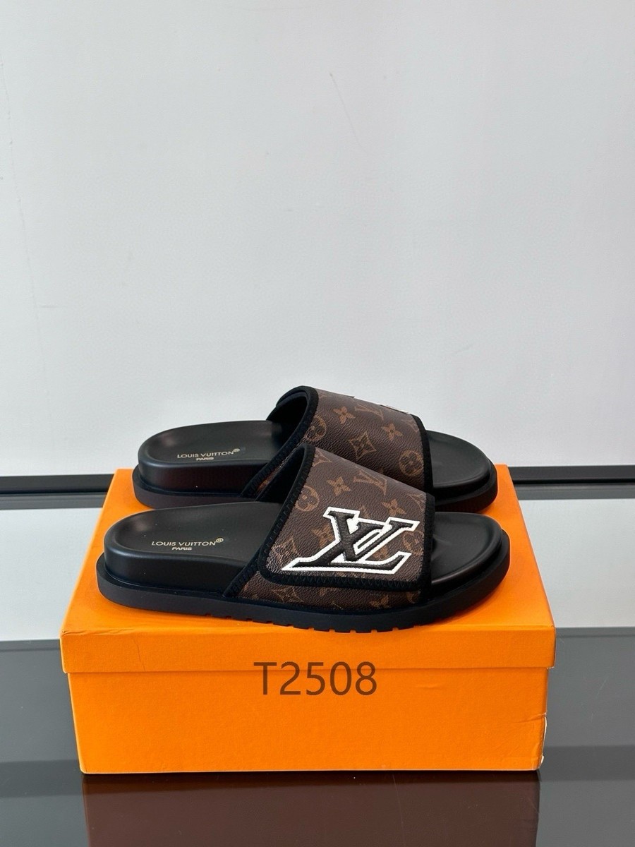 【年末SALE‼️】 ⭐️LOUIS VUITTON サンダル Louis Vuitton Brown Monogram Logo Adjustable Strap Leather Slide