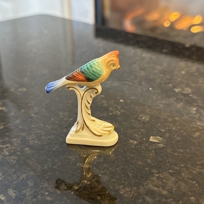 RARE VTG HEREND BIRD ON A PILLAR MINIATURE HANDPAINTED PORCELAIN FIGURINE 5112