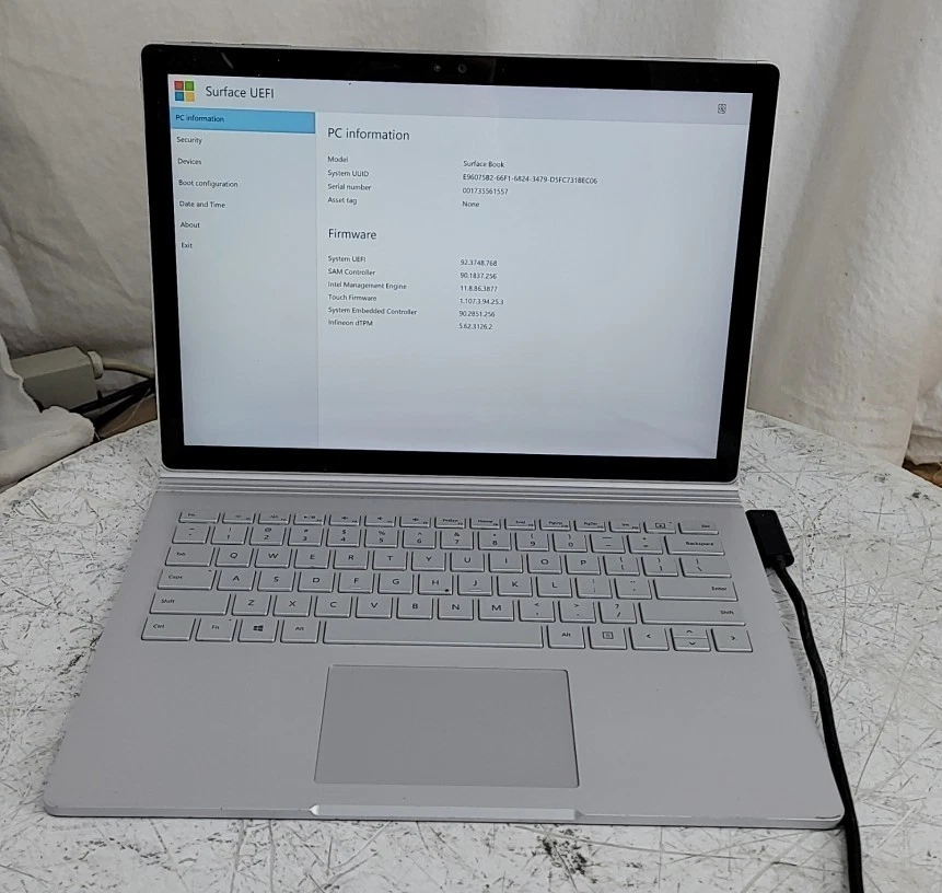 Preços baixos em 8GB de RAM Microsoft Surface Book notebooks e