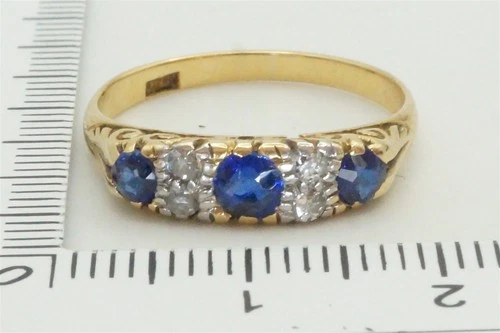 PRETTY ANTIQUE ENGLISH 18K GOLD DIAMOND & NATURAL SAPPHIRE 7 STONE RING c1900