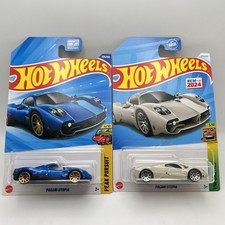 COMBO Hot Wheels 2025 Pagani Utopia WHITE - Exotics  Blue - Peak Pursuit 