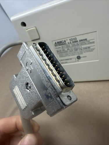 Commodore Amiga 1010 External 3.5 Disk Drive Untested - 第 8/8 張圖片