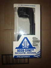 UTG AIR32234 ACCU-SYNC® 30mm Picatinny Mount