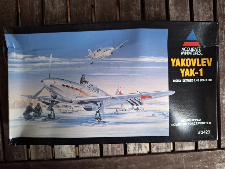 Yakolev Yak-1 w/Ski | Accurate Miniatures | Nr. 85010 | 1:48 OVP