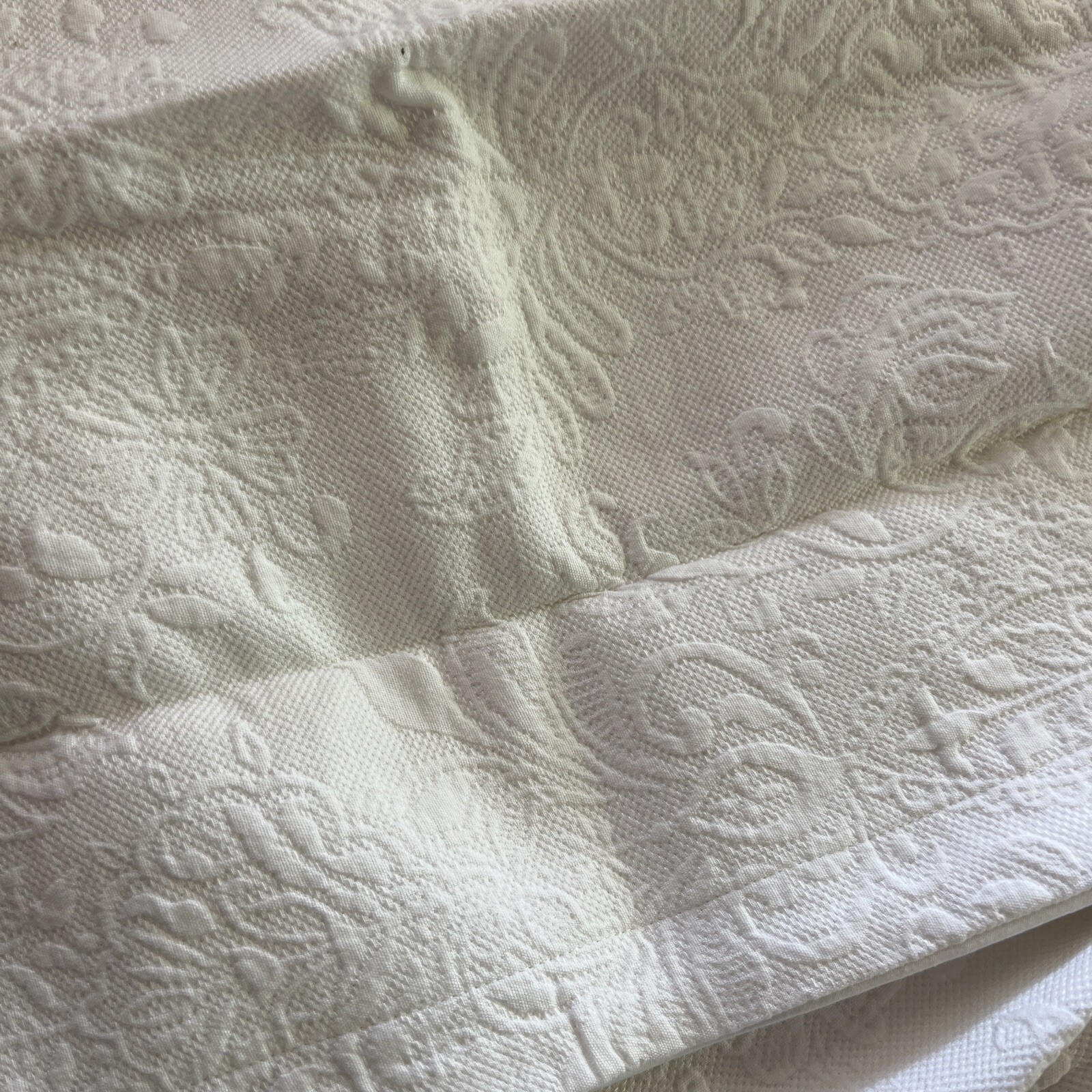 Hotel Collection Matelasse Euro Pillow Sham -White ✔️