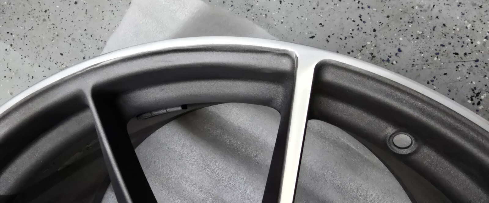 Mclaren 720s Rear Right Wheel Rim 20X11 20 11 Turbine