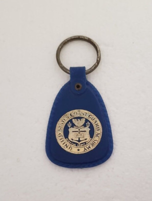 UNITED STATES COAST GUARD ACADEMY KEY RING ~ VINTAGE ~  BLUE