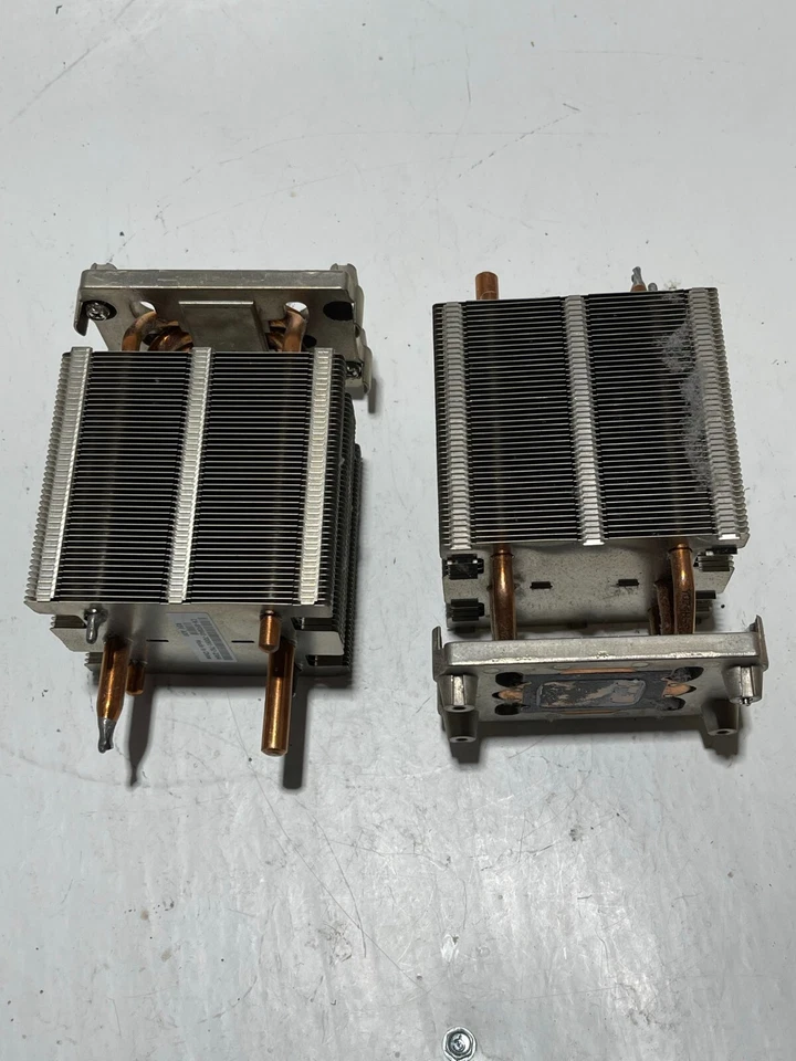 (2) DELL CPU's Heatsinks CN-0FD841 - Image 4 of 4