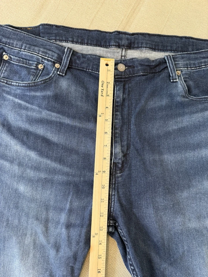 Pantalones de mezclilla Levi's 502 regular de corte cónico para hombre 44x29 (ajuste 44x29) azul lavado oscuro desvanecido Foto 4 de 4