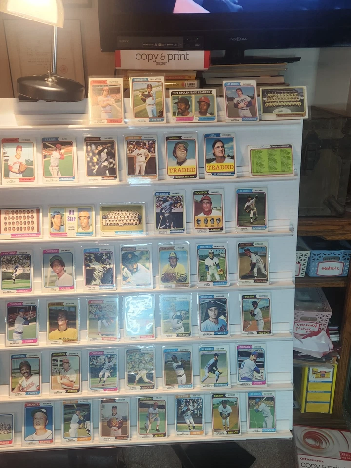 ~D - ¡ENORME! Lote de 124 tarjetas Topps 1974: Lou Brock, lista de verificación, Dock Ellis, etc. ¡SIN DUPS! Foto 3 de 4