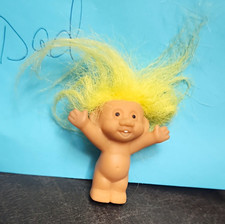 Trolls Troll Doll 2 in Yellow Straight Hair Black Eyes Light Complexion Nude