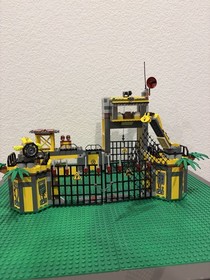 LEGO Dino: Dino Defense HQ (5887), No Velociraptor good condition